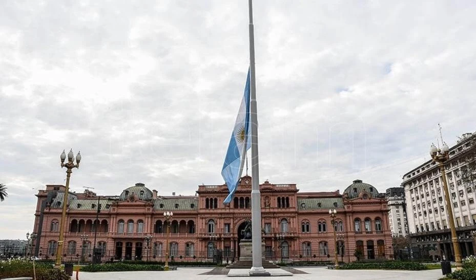 Argentina decreta cinco días de duelo nacional en homenaje a los muertos por coronavirus