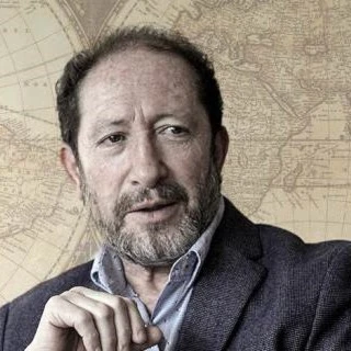 Juan J. Paz-y-Miño Cepeda