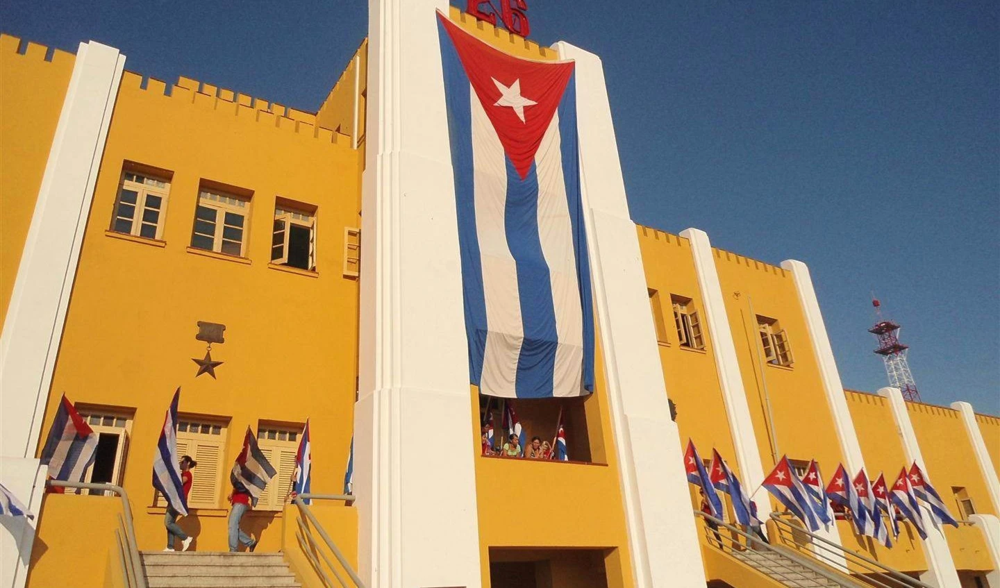 Palestinos en Líbano se solidarizan con Cuba