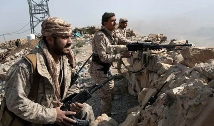 Yemen: reportan sangrientos enfrentamientos al sur de Marib.