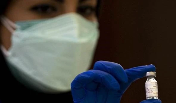 Dos vacunas iraníes próximas a recibir licencias clínicas