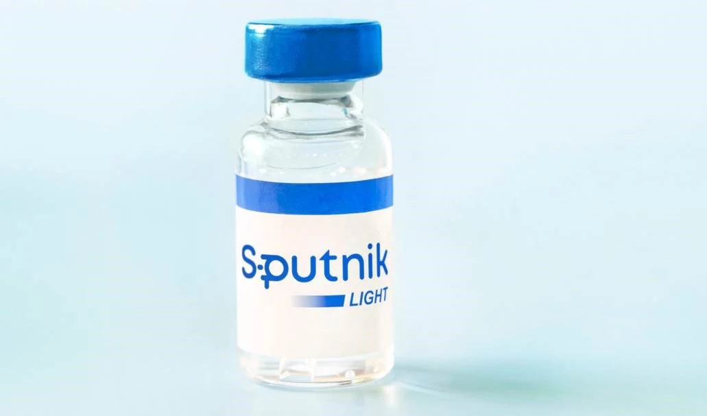 Monodosis de vacuna Sputnik Light muy eficaz en personas en 60 y 79 años