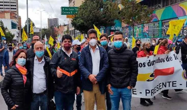 Colombianos marcharon hoy por paz, vida y democracia