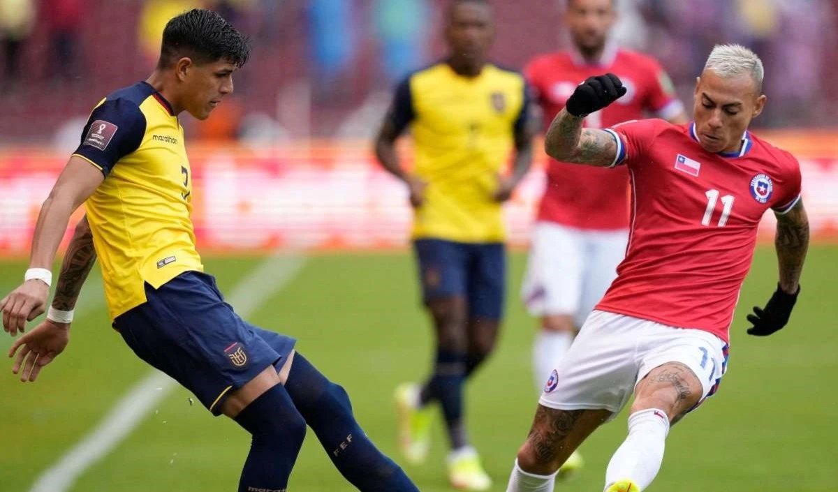Ecuador iguala ante Chile y Costa Rica cae ante México en eliminatoria mundialista de fútbol
