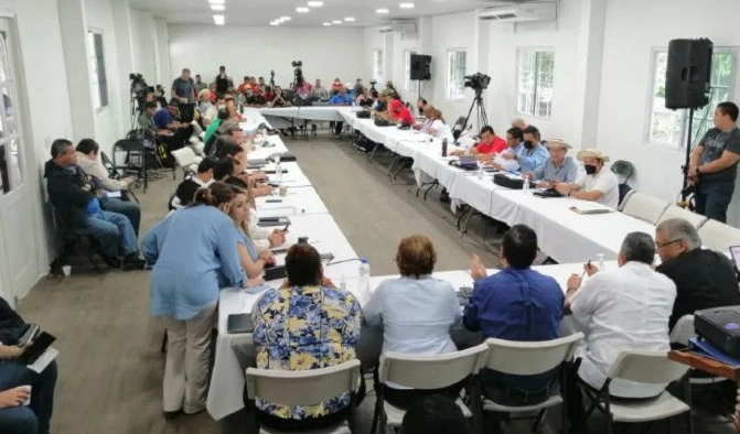 Organizaciones rechazan postergación de mesa de diálogo en Panamá