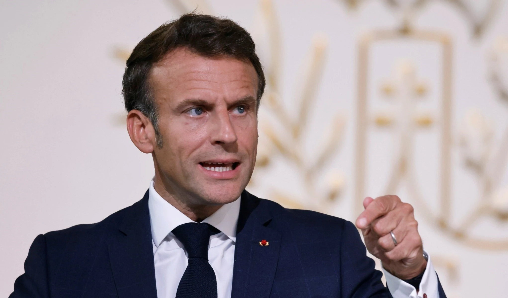 Macron lamenta que EEUU venda el gas a la UE cuatro veces más caro