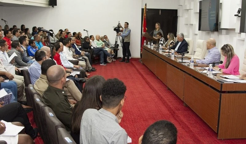 Sesiona dirigencia de la Unión de Jóvenes Comunistas de Cuba