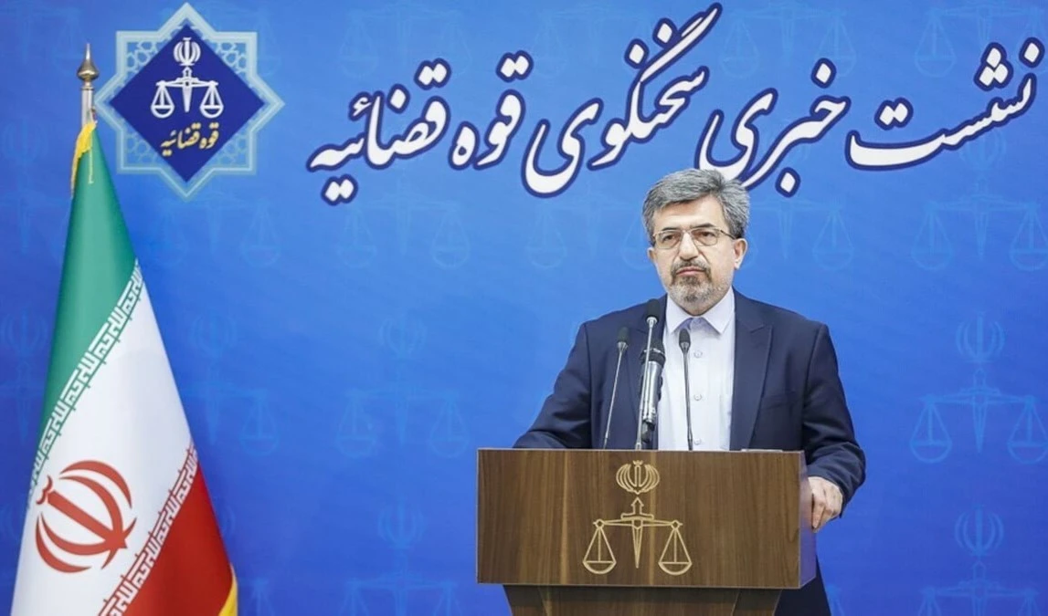 Irán asegura tener información sobre espías franceses