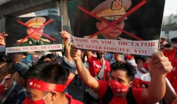 Celebra Asean reunión de emergencia sobre Myanmar