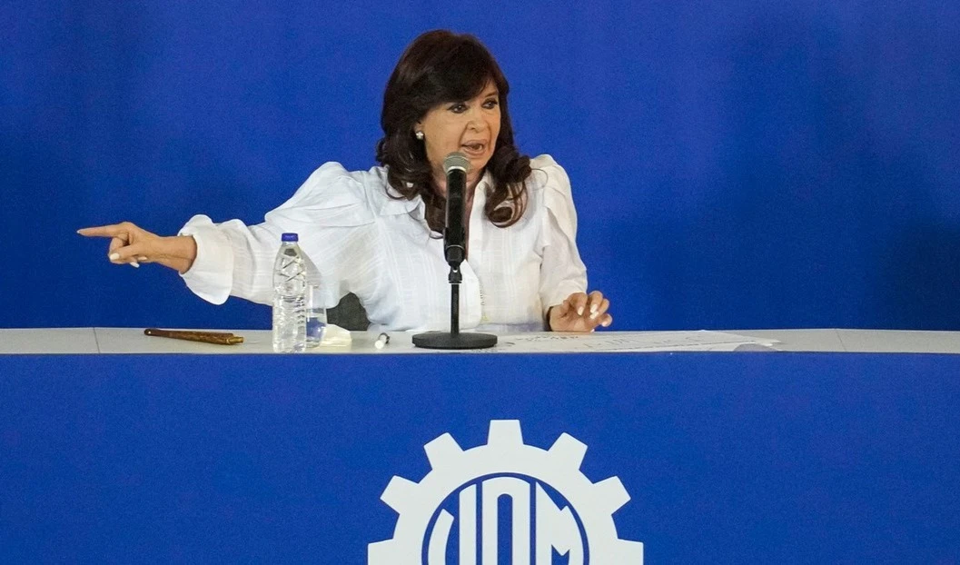 Cristina Fernández vincula a un diputado con el intento de atentado y pide la recusación de la jueza.