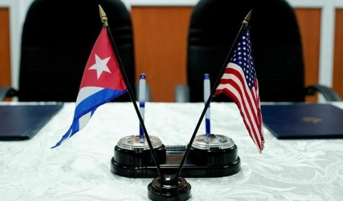 Cuba y EE.UU. sostienen conversaciones migratorias.