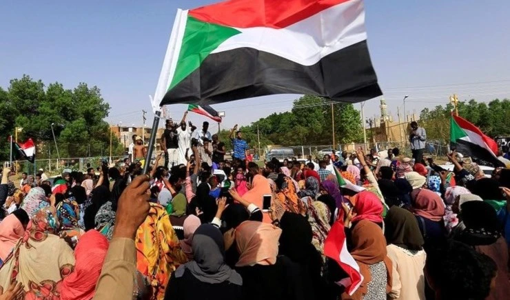 Miles de sudaneses protestan en Jartum contra el golpe militar