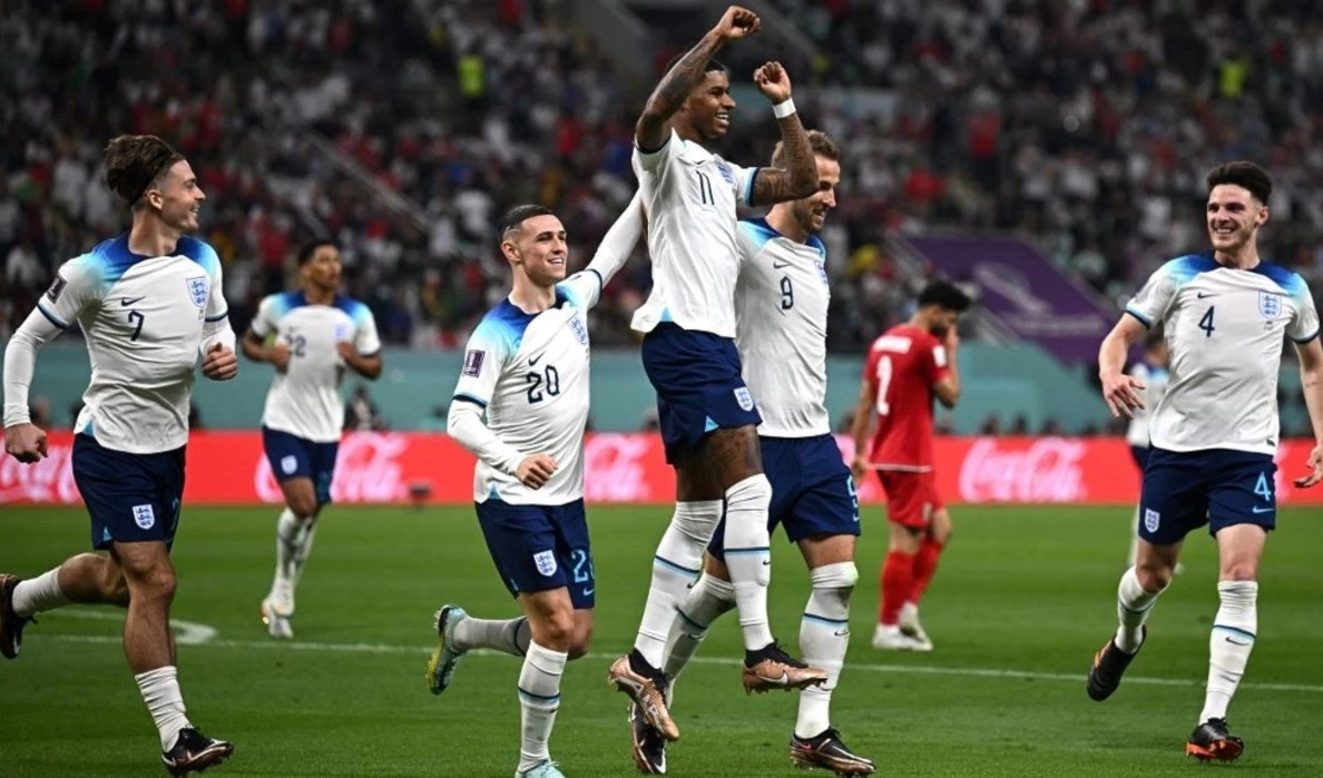 Aplanadora de Inglaterra pasa por encima de Irán en Mundial de fútbol