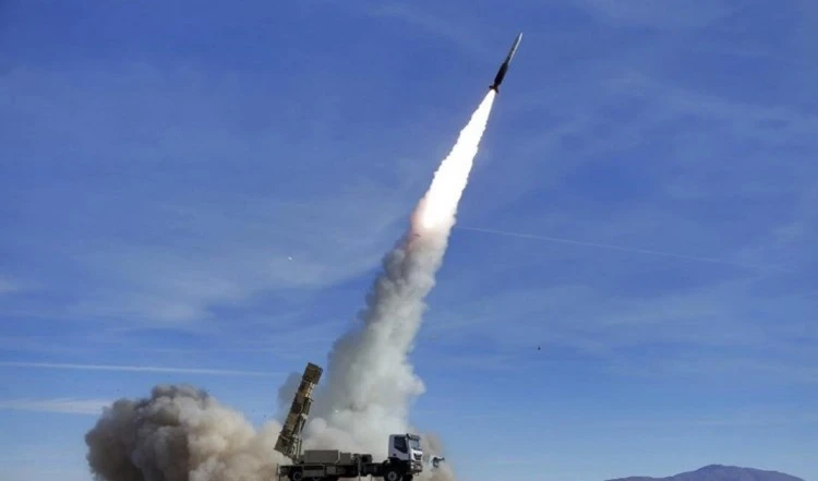 Lanzamiento de misil iraní.