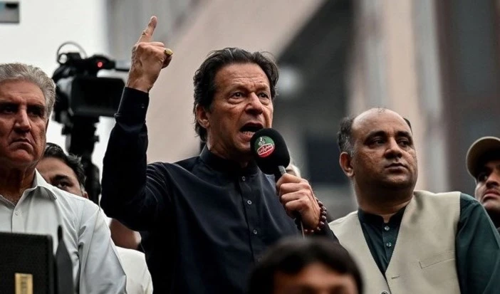 Acusan a primer ministro de Pakistán de intento de asesinato Acusan a primer ministro de Pakistán de intento de asesinato