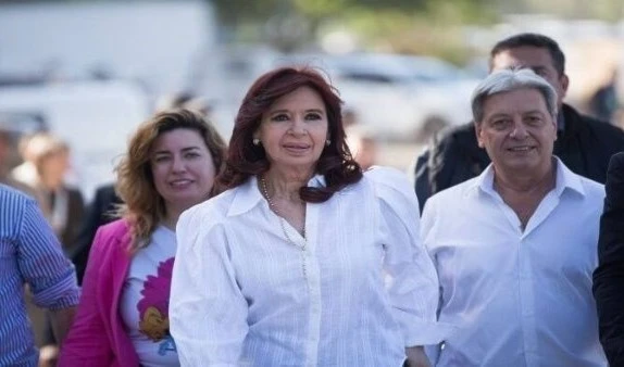 Cristina Fernández vincula atentado a empresarios ligados al macrismo Cristina Fernández vincula atentado a empresarios ligados al macrismo