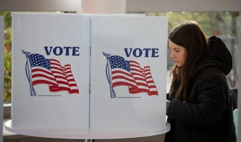 La lucha por el poder es cada vez más reñida.