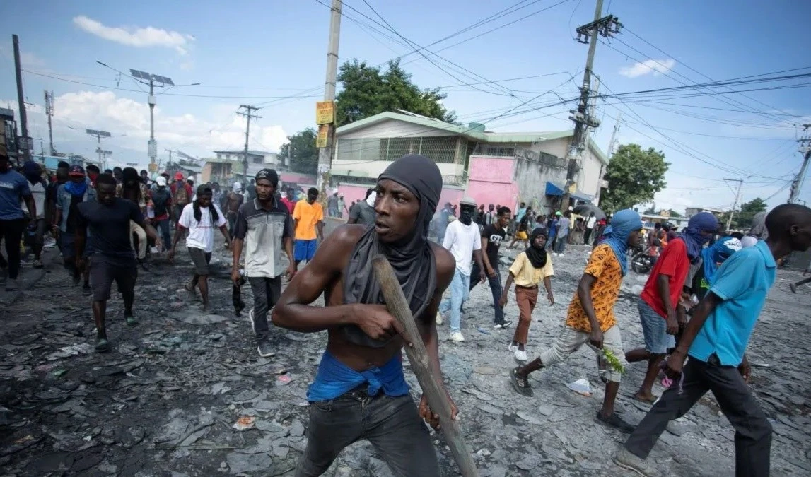 Las bandas armadas actúan impunemente en Haití ante el estupor de la población residente.