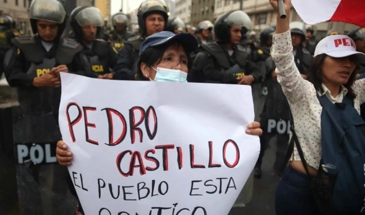 El pueblo salió a las calles para respaldar a su presidente democráticamente electo.