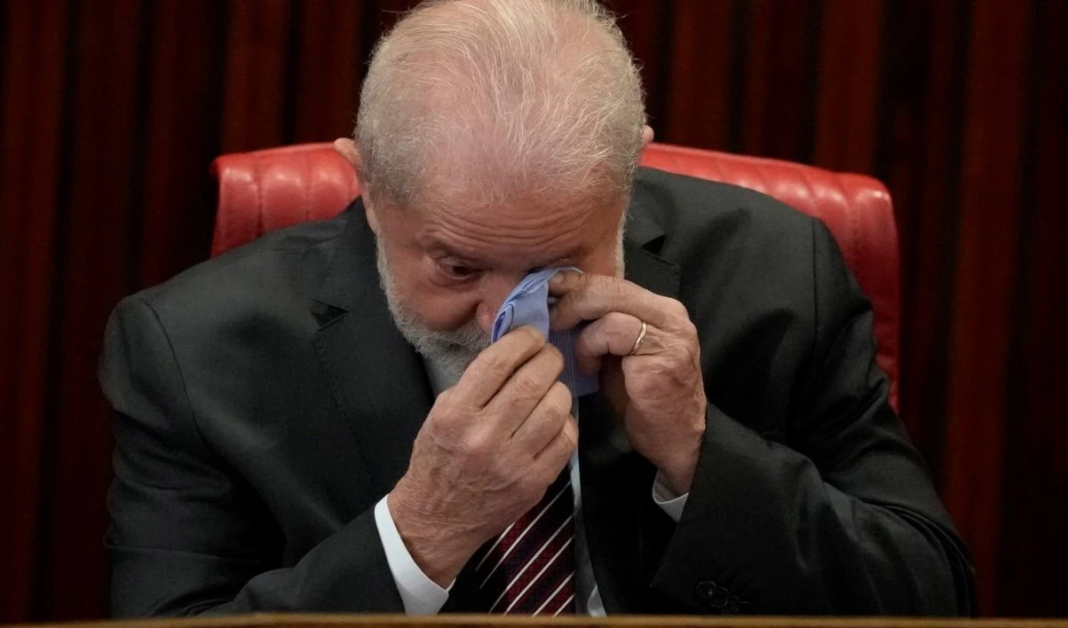 Lula recibe diploma como presidente electo de Brasil