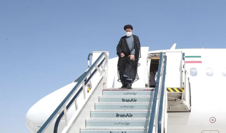 El presidente Ebrahim Raisi visita la provincia sureña de Khorasan, al este de Irán.