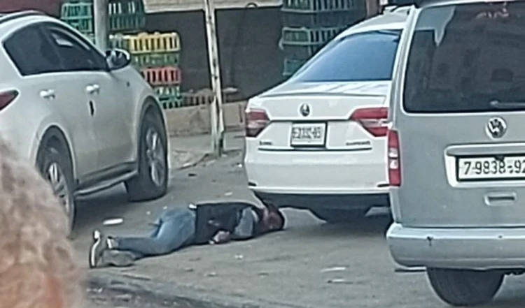 Soldado israelí herido en un apuñalamiento en Cisjordania Soldado israelí herido en un apuñalamiento en Cisjordania