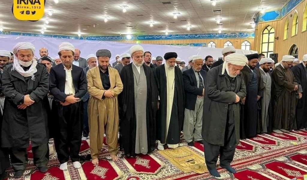 El presidente iraní inaugura un importante proyecto para llevar agua a la ciudad de Sanandaj, el centro de la provincia de Kurdistán.