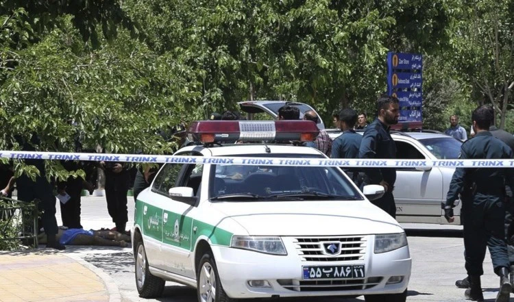 Miembros de la seguridad iraní durante una operación antiterrorista.