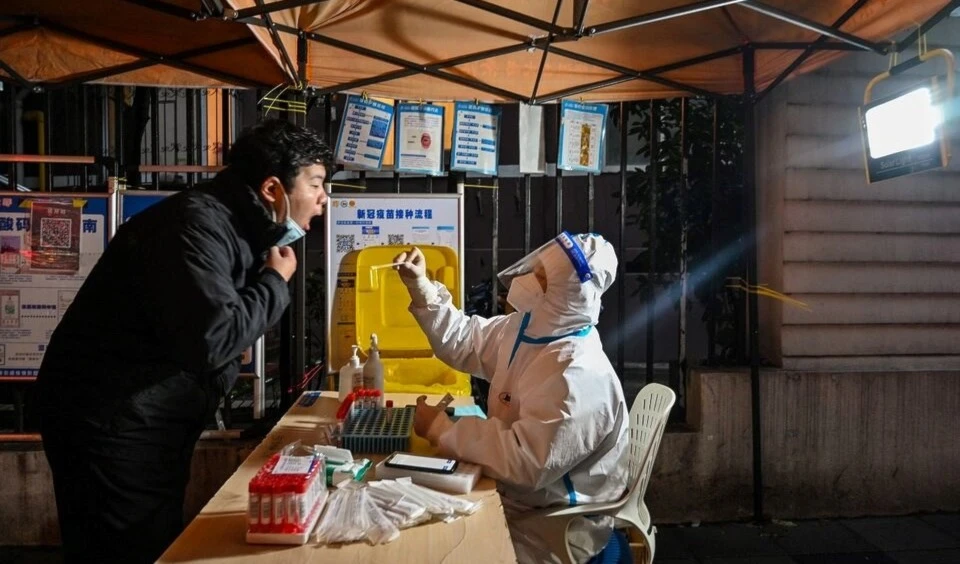 China registró unos 37 millones de casos diarios de Covid-19. Foto: AFP.