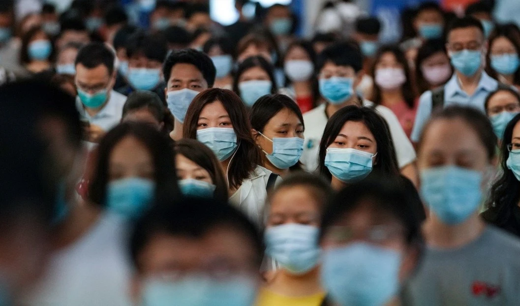 China anunció cambios en su respuesta a la Covid-19. Foto: Gettyimages.