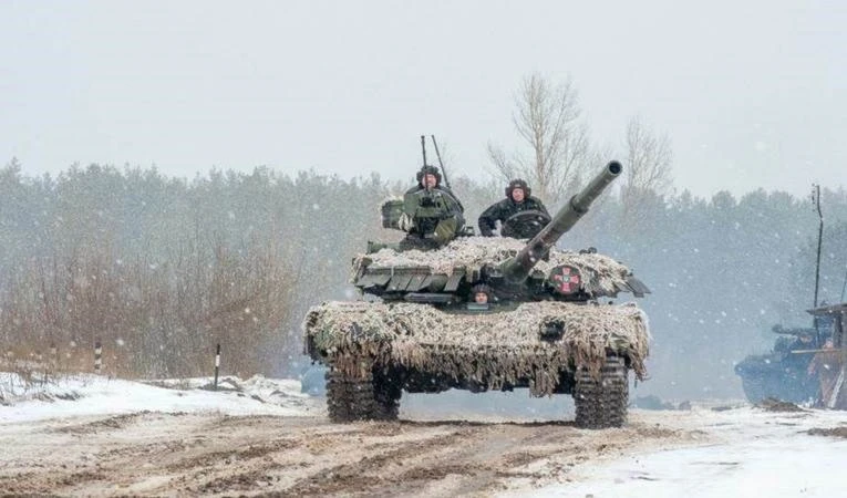 Rusia y Bielorrusia inician ejercicios militares.