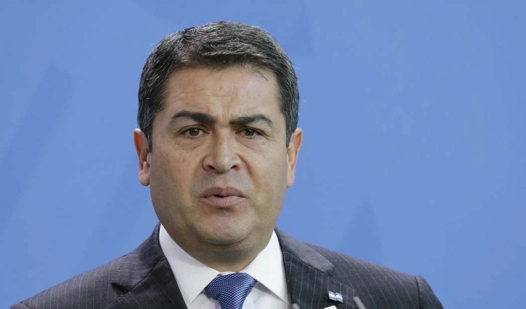 Expresidente hondureño "presto y listo para colaborar" ante la petición de extradición de EE.UU.