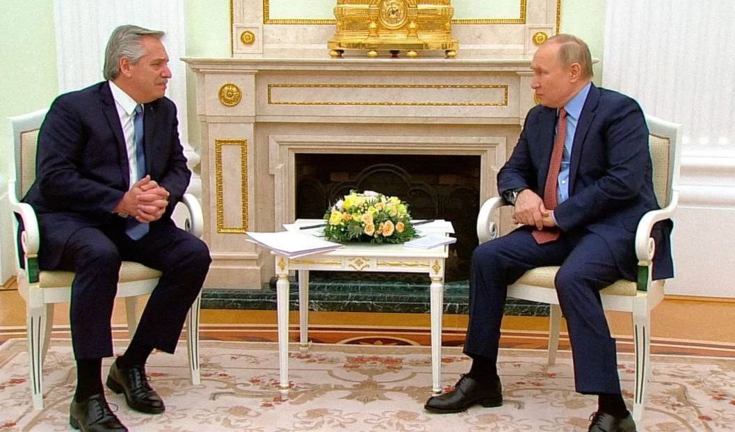 Alberto Fernández y Vladímir Putin en el Kremlin, 3 de febrero de 2022. Foto: RT