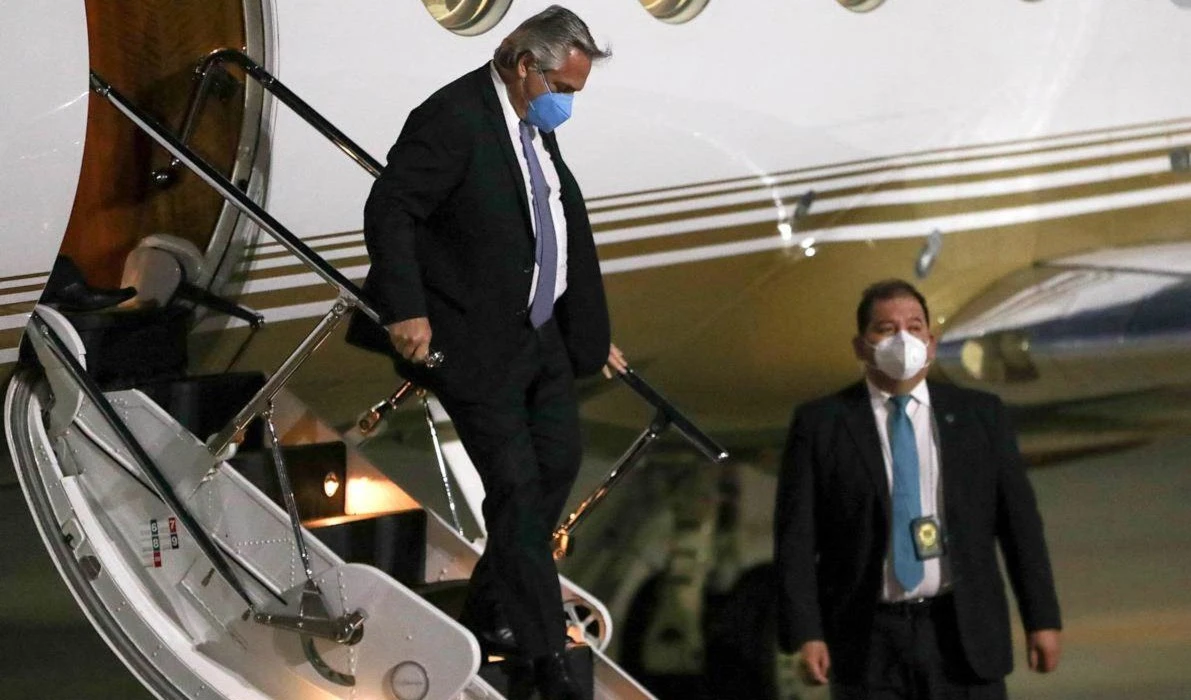 Presidente argentino cumple intensa visita a China Presidente argentino cumple intensa visita a China