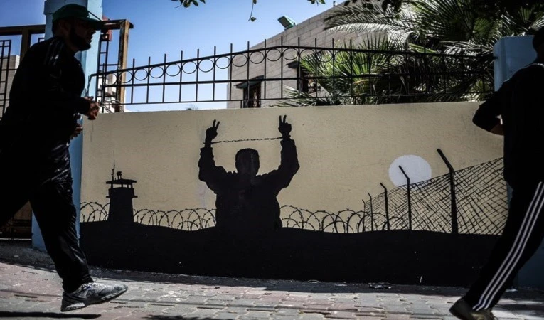 Prisioneros palestinos se preparan para una batalla histórica por sus derechos.