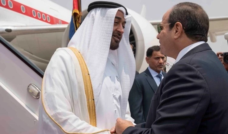 Egipto acoge reunión entre Bennett, Bin Zayed y El Sisi.