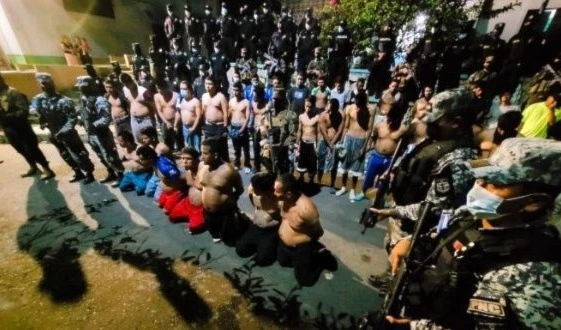 Policía salvadoreña captura a casi 600 pandilleros.