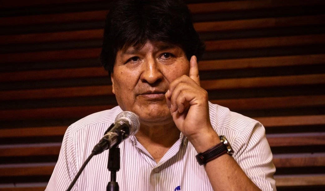Medios de comunicación occidentales son peor que la bomba atómica, declara Evo Morales.