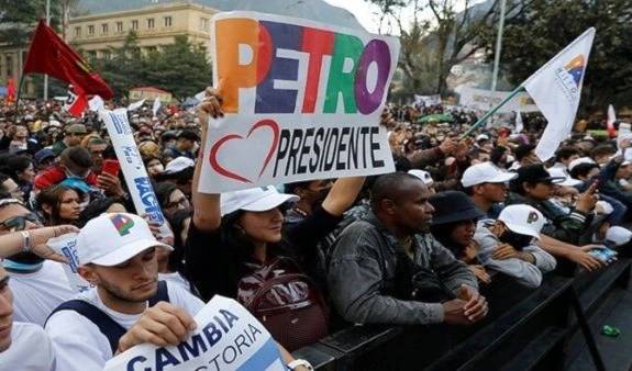 Pacto Histórico celebra cierre de campaña en Bogotá, Colombia.