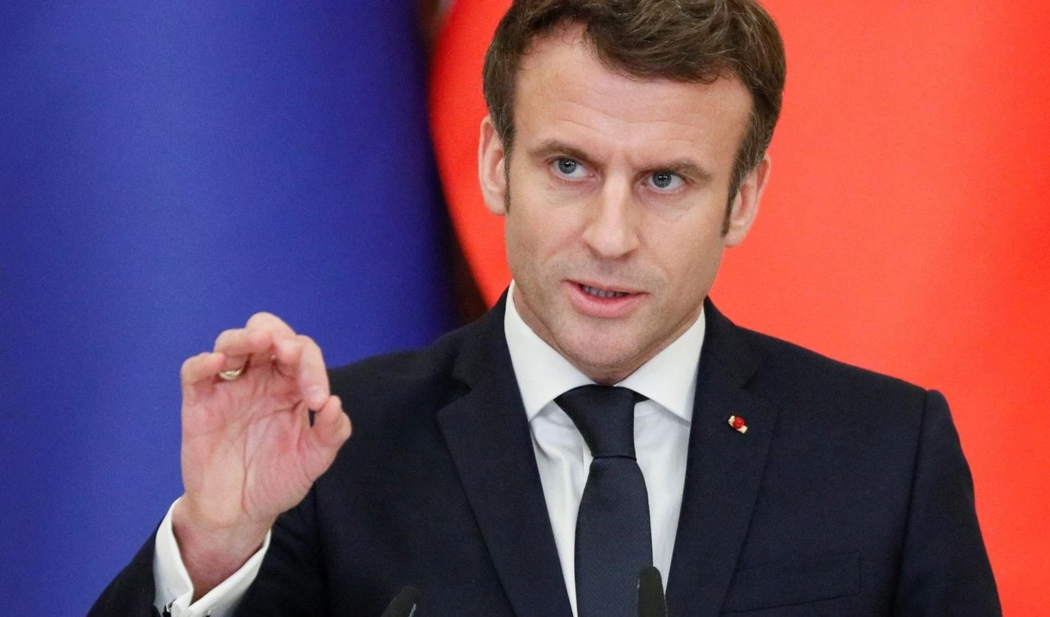 Macron hace un llamamiento de última hora a la izquierda