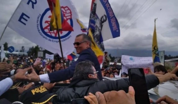 Jorge Glas sale de prisión en Ecuador