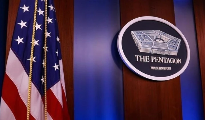 Estados Unidos y Ucrania discuten apoyo militar a Kiev.