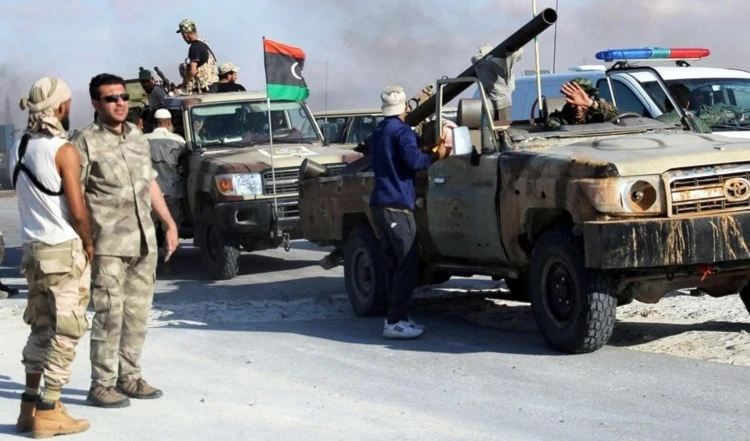 Reportan movimientos militares en Trípoli en medio de disputas entre Dabaiba y Bashagha.