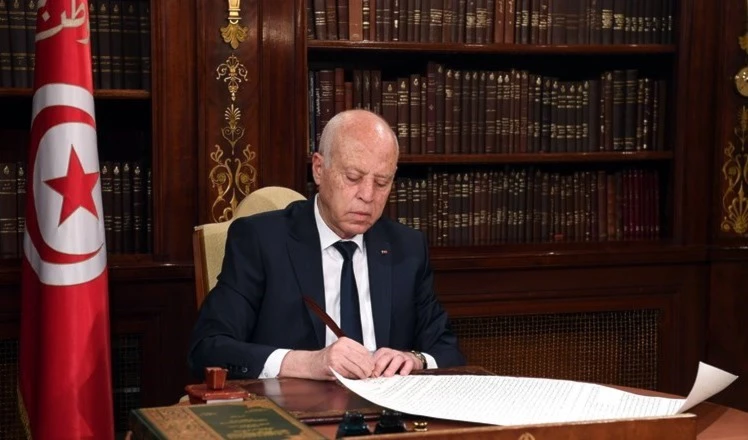 Reafirma Kais Saied que no habrá diálogo con quienes quieran golpear el Estado tunecino