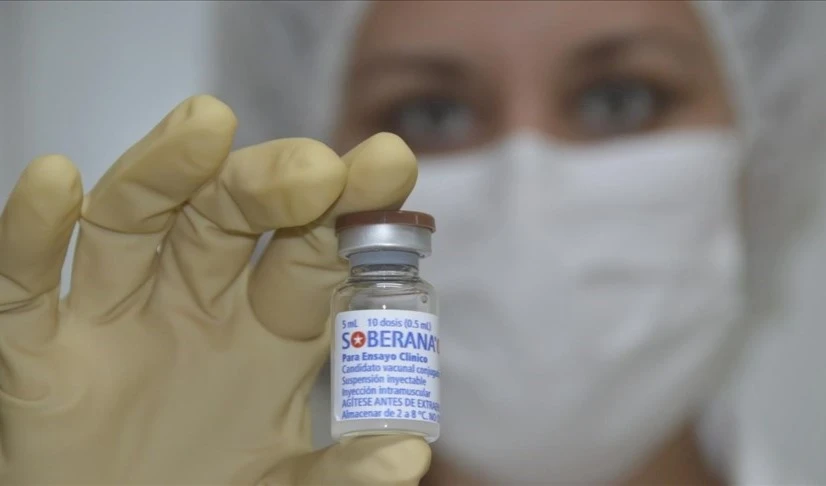 Firma de acuerdo permitirá producción de vacuna Soberana 02 en Italia