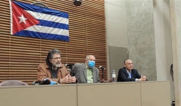 Denuncian en Argentina guerra económica y cultural contra Cuba