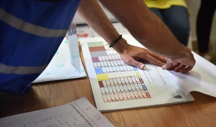 Según el volumen de representación en las elecciones, Hizbullah quedó en primer lugar y las Fuerzas del Cambio segundo Según el volumen de representación en las elecciones, Hizbullah quedó en primer lugar y las Fuerzas del Cambio segundo