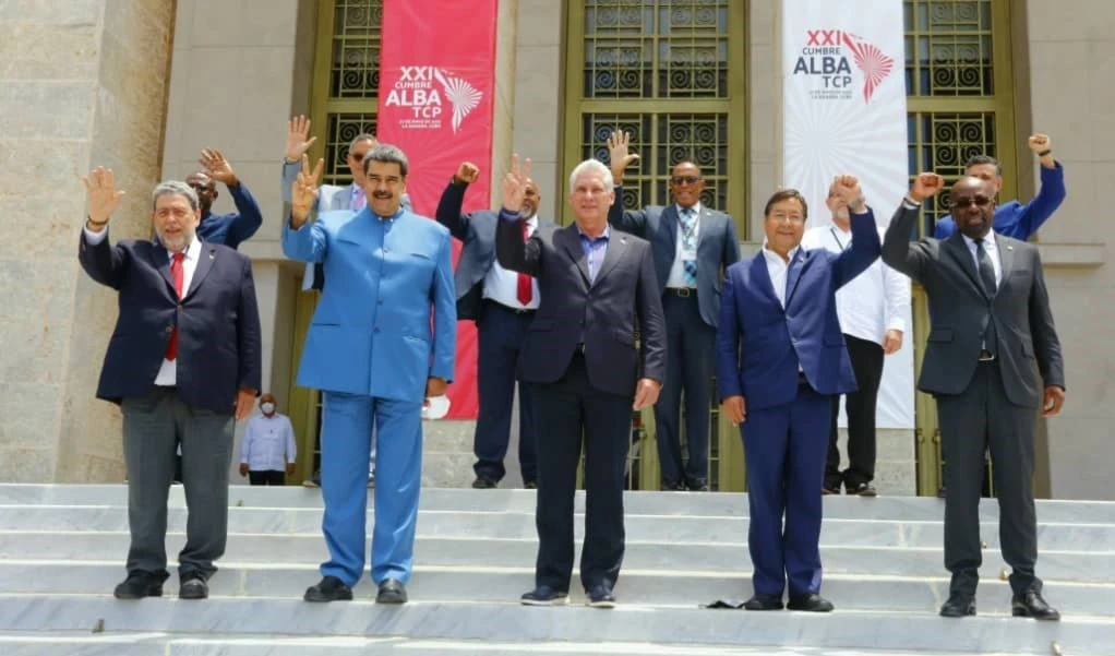 Representantes del ALBA-TCP ratificaron la premisa de que "unidos, nadie podrá silenciarnos". (Foto:@PresidenciaCuba)