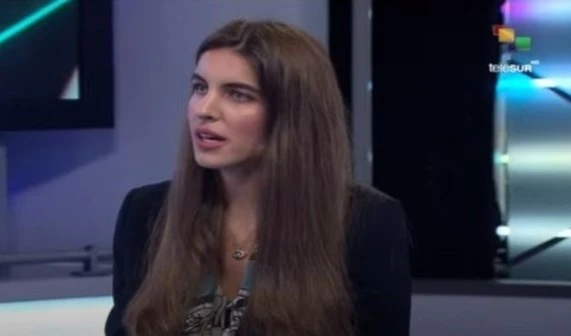 Caso de Alex es por la defensa a la soberanía de Venezuela, dice esposa del diplomático Caso de Alex es por la defensa a la soberanía de Venezuela, dice esposa del diplomático