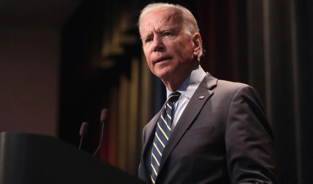 Aumenta la presión sobre Biden para que investigue a Israel por el asesinato de  Shireen Abu Akleh Aumenta la presión sobre Biden para que investigue a Israel por el asesinato de  Shireen Abu Akleh